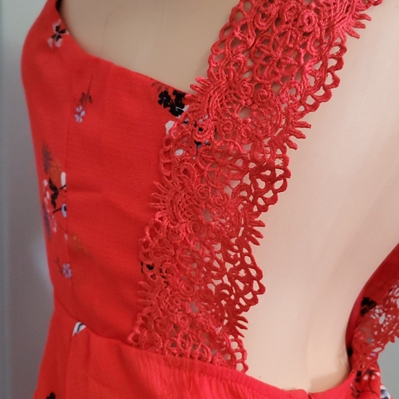 Stunning Summer 2021 Red Sundress - Picture 12 of 14